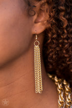 Cargar imagen en el visor de la galería, Scarfed for Attention - Gold Necklace Set
