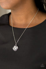 Cargar imagen en el visor de la galería, Speaking Of Timeless - Silver Necklace Set