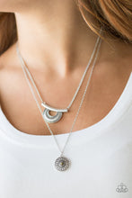 Cargar imagen en el visor de la galería, Gypsy Go-Getter - Green Necklace Set