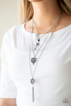 Cargar imagen en el visor de la galería, Love Opens All Doors - Red Necklace Set