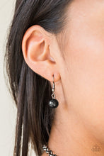 Carregar imagem no visualizador da galeria, Color Me CEO - Black Necklace Set