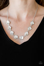 Cargar imagen en el visor de la galería, The Imperfectionist - White Necklace Set