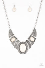 Cargar imagen en el visor de la galería, Leave Your LANDMARK - White Necklace Set
