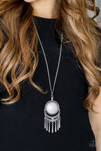 Cargar imagen en el visor de la galería, Rural Rustler - Silver Necklace Set