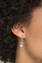 Charger l'image dans la galerie, Pearl Pageant - Silver Lanyard Necklace Set