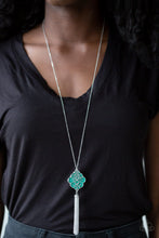 Cargar imagen en el visor de la galería, Malibu Mandala - Green Necklace Set