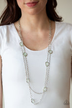 Cargar imagen en el visor de la galería, Back For More - Green Necklace Set