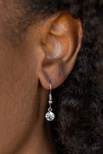 Cargar imagen en el visor de la galería, Castle Couture - White Necklace Set