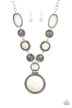 Cargar imagen en el visor de la galería, Sedona Drama - White Necklace Set