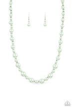 Cargar imagen en el visor de la galería, Pearl Heirloom - Green Necklace Set