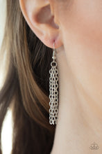 Cargar imagen en el visor de la galería, Glitzy Glow - Silver Necklace Set