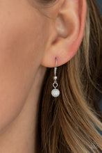 Carregar imagem no visualizador da galeria, Fashion Flaunt - White Necklace Set