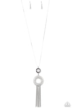 Cargar imagen en el visor de la galería, Sassy As They Come - Silver Necklace Set