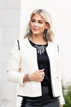 Carregar imagem no visualizador da galeria, Fiercely 5th Avenue - Complete Trend Blend September 2021