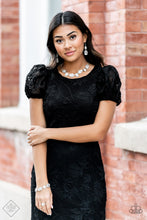 Carregar imagem no visualizador da galeria, Fiercely 5th Avenue - Complete Trend Blend December 2021