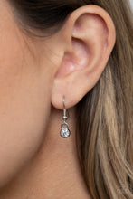 Charger l'image dans la galerie, REIGN Them In - Green Necklace Set