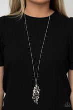 Cargar imagen en el visor de la galería, Take a Final BOUGH - Silver Necklace Set