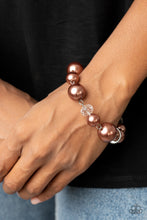 Cargar imagen en el visor de la galería, Glamour Gamble - Brown Bracelet
