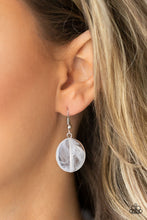 Cargar imagen en el visor de la galería, Beach Day Demure - White Necklace Set