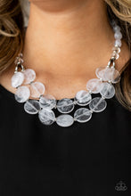 Cargar imagen en el visor de la galería, Beach Day Demure - White Necklace Set