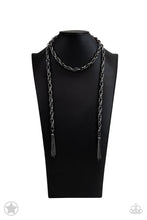 Cargar imagen en el visor de la galería, SCARFed for Attention - Gunmetal Necklace Set