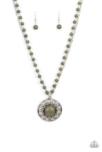Cargar imagen en el visor de la galería, Sahara Suburb - Green Necklace Set