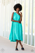 Carregar imagem no visualizador da galeria, Fiercely 5th Avenue - Complete Trend Blend July 2022