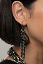 Cargar imagen en el visor de la galería, SCARFed for Attention - Gunmetal Necklace Set