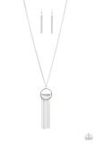Cargar imagen en el visor de la galería, Terra Tassel - Silver Necklace Set