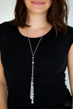 Cargar imagen en el visor de la galería, Timeless Tassels - White Necklace Set