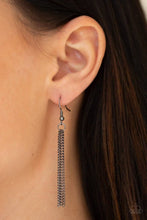 Cargar imagen en el visor de la galería, Timelessly Tasseled - Black Necklace Set
