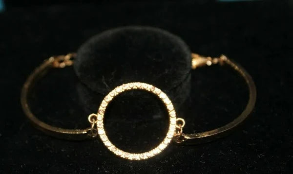 Circle Group - Gold Bracelet