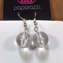 Cargar imagen en el visor de la galería, Torrid Tide - Silver Necklace Set
