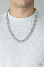 Cargar imagen en el visor de la galería, Undefeated - Silver Chain
