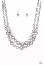 Cargar imagen en el visor de la galería, The More The Modest - Silver Necklace Set
