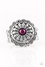 Charger l&#39;image dans la galerie, Daringly Daisy - Purple Ring
