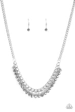 Cargar imagen en el visor de la galería, Glow and Grind - Silver Necklace Set
