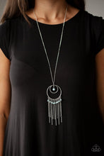 Cargar imagen en el visor de la galería, Out of Bounds Shimmer - Blue Necklace Set

