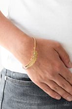 Load image into Gallery viewer, How Do You Like This FEATHER? - Gold Bracelet
