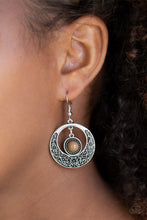 Load image into Gallery viewer, Wandering Waikiki - Brown Earrings
