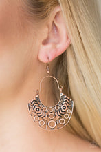 Carregar imagem no visualizador da galeria, Indigenous Idol - Copper Earrings
