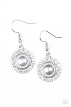 Load image into Gallery viewer, Fashion Show Celebrity - Silver Earrings
