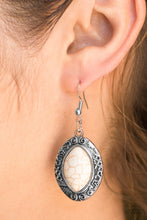 Cargar imagen en el visor de la galería, Desert Harvest - White Earrings
