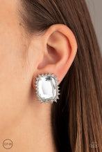 Carregar imagem no visualizador da galeria, Insta Famous - White Earrings
