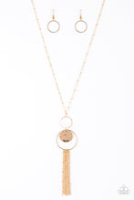 Cargar imagen en el visor de la galería, Faith Makes All Things Possible - Gold Necklace Set
