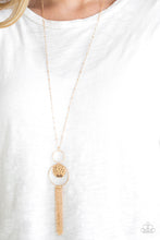 Cargar imagen en el visor de la galería, Faith Makes All Things Possible - Gold Necklace Set
