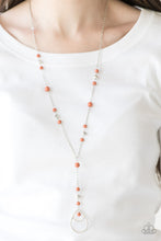 Cargar imagen en el visor de la galería, Sandstone Savannahs - Orange Necklace Set
