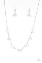 Carregar imagem no visualizador da galeria, Always Abloom - Silver Necklace Set
