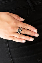 Cargar imagen en el visor de la galería, Head In The Stars - Black Ring
