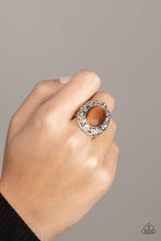 Cargar imagen en el visor de la galería, Moonlit Marigold - Brown Ring
